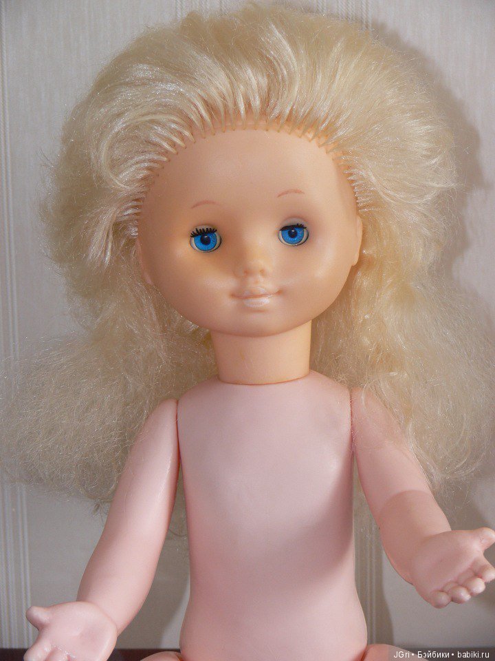 Новый образ блондинки родом из СССР (фото 3)