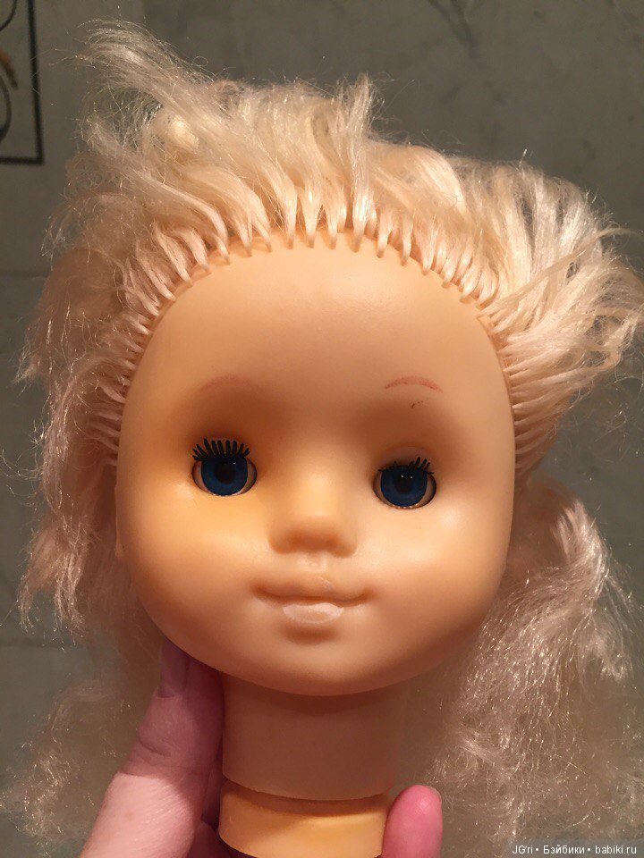 Новый образ блондинки родом из СССР (фото 6)