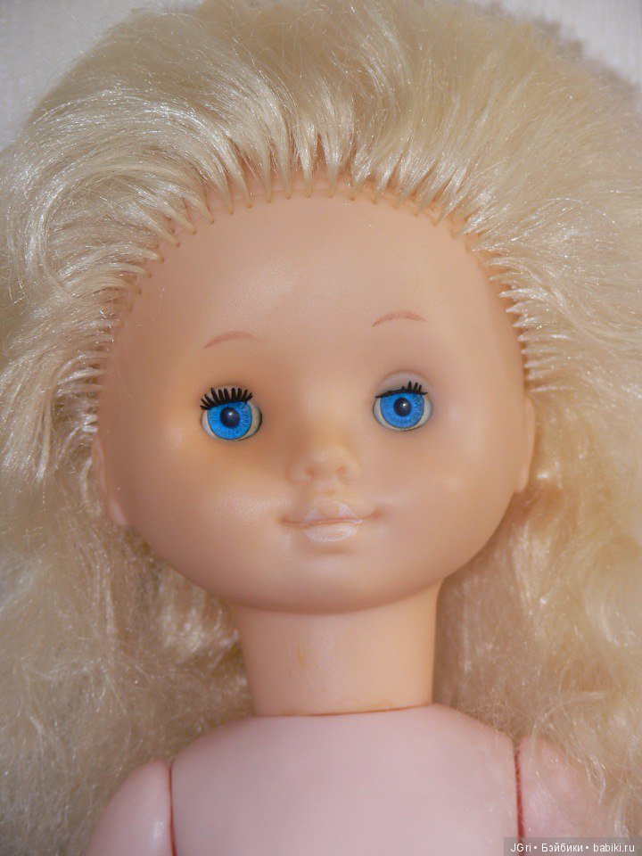 Новый образ блондинки родом из СССР