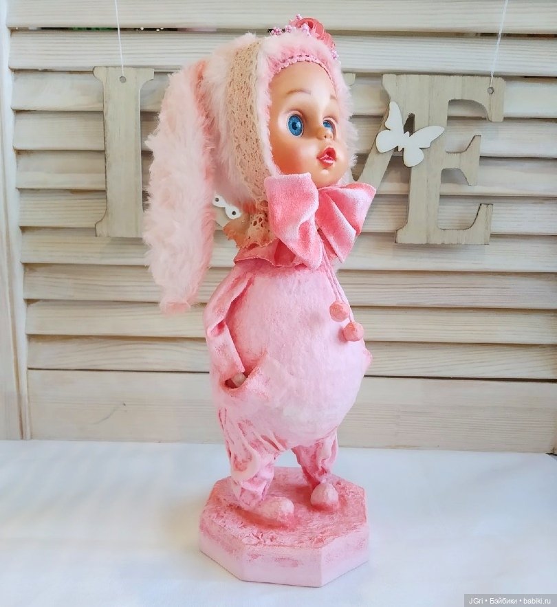 Новая жизнь старой куклы. Розовый кролик
