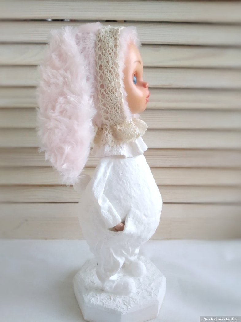 Новая жизнь старой куклы. Розовый кролик