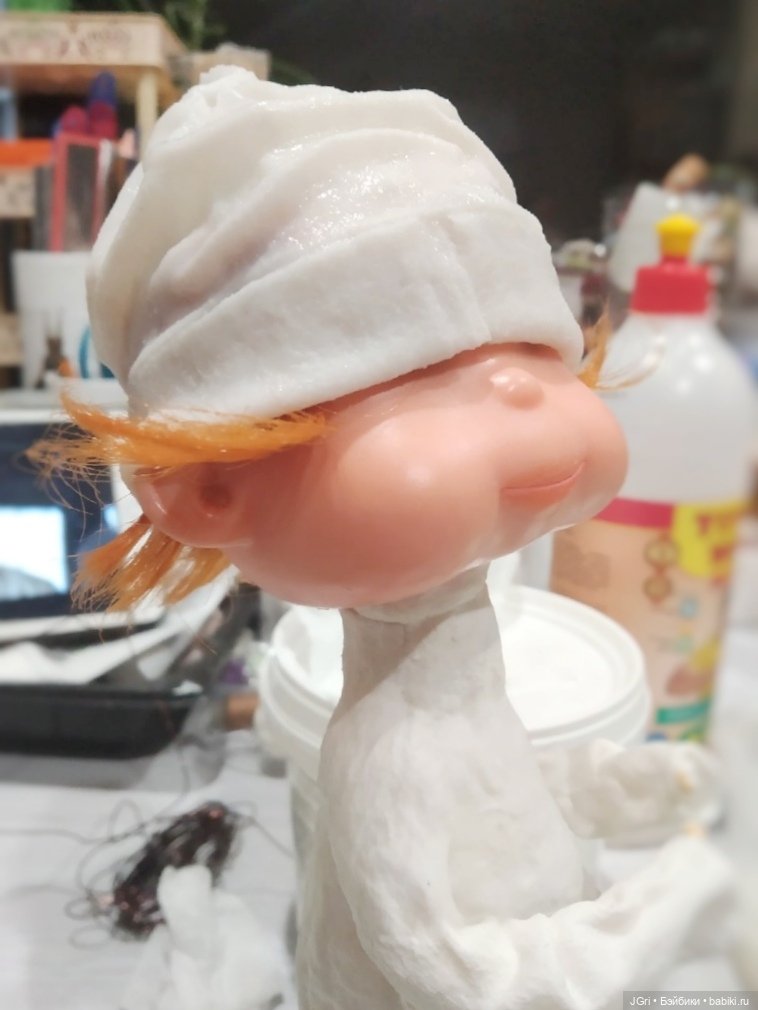 Новая жизнь старой куклы. Цветы для мамы (фото 8)