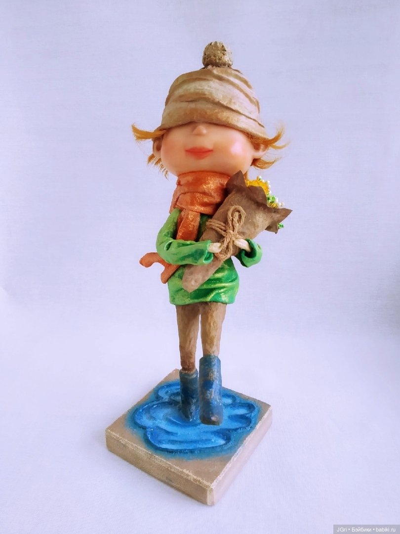 Новая жизнь старой куклы. Цветы для мамы