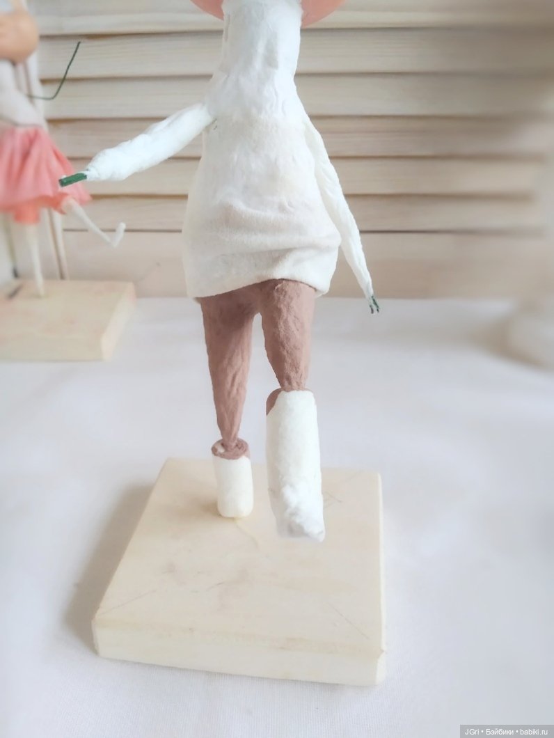 Новая жизнь старой куклы. Цветы для мамы (фото 5)