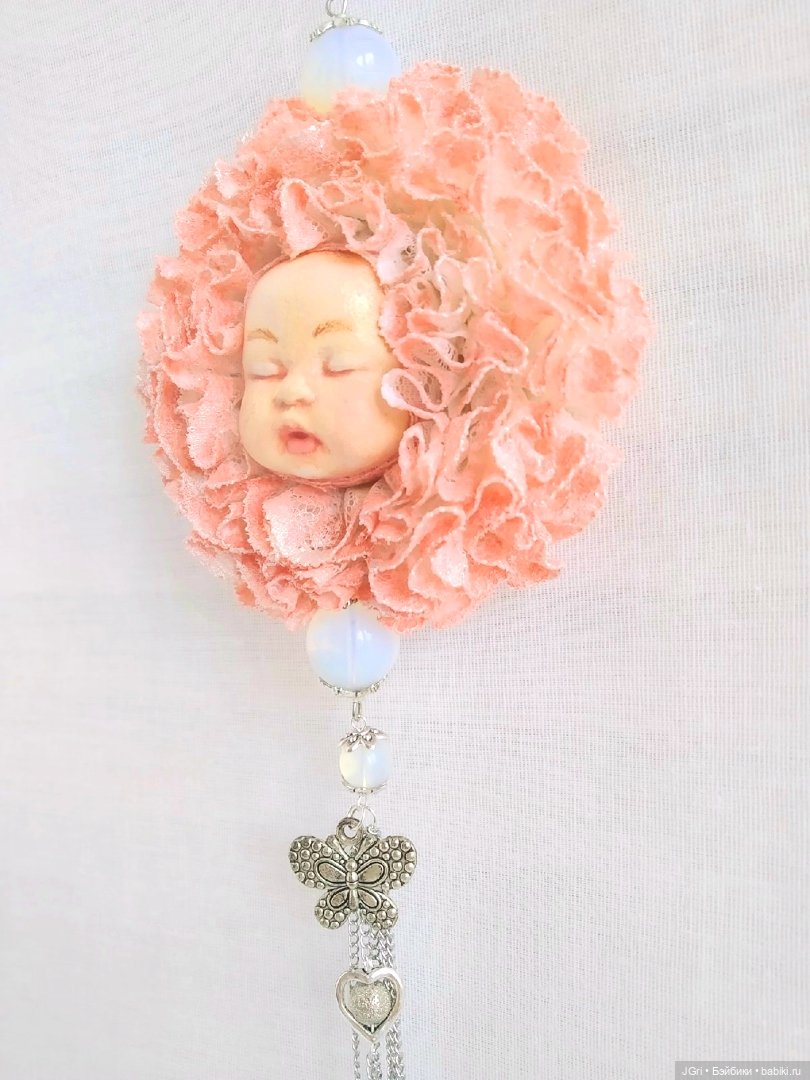 Подвес с кукольным личиком | Бэйбики Подвес с кукольным личиком