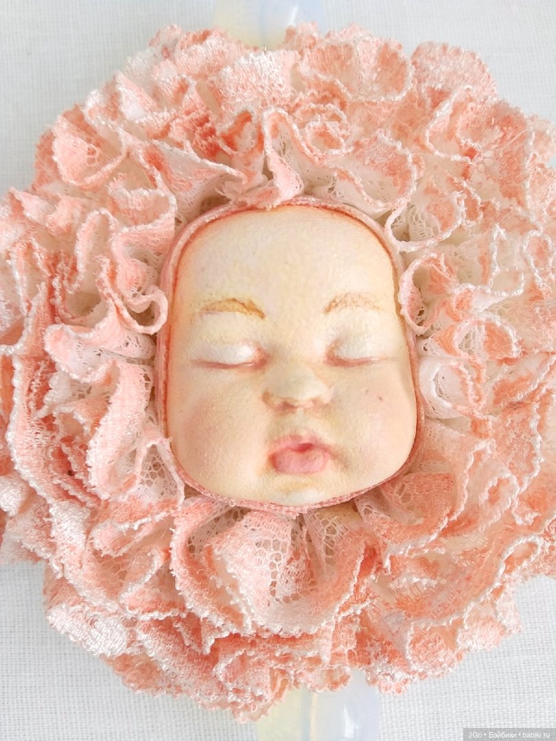 Подвес с кукольным личиком | Бэйбики Подвес с кукольным личиком (фото 8)