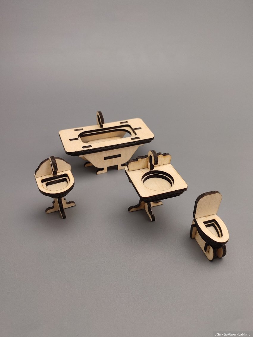 Набор мебели для маленьких кукол (из фанеры), 40 предметов