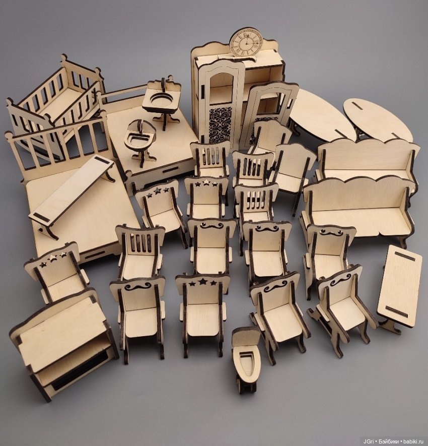 Набор мебели для маленьких кукол (из фанеры), 40 предметов