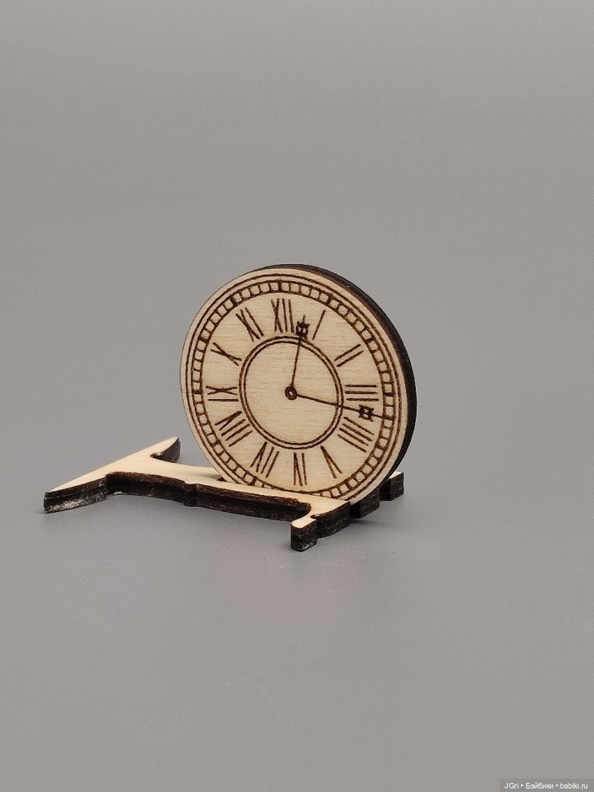 Набор мебели для маленьких кукол (из фанеры), 40 предметов