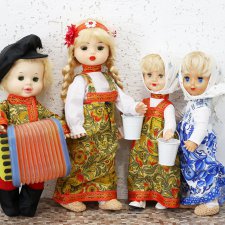 Сапожки красные