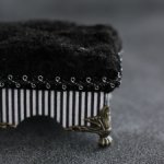 Пуфик (банкетка) 1/6 для кукол и игрушек