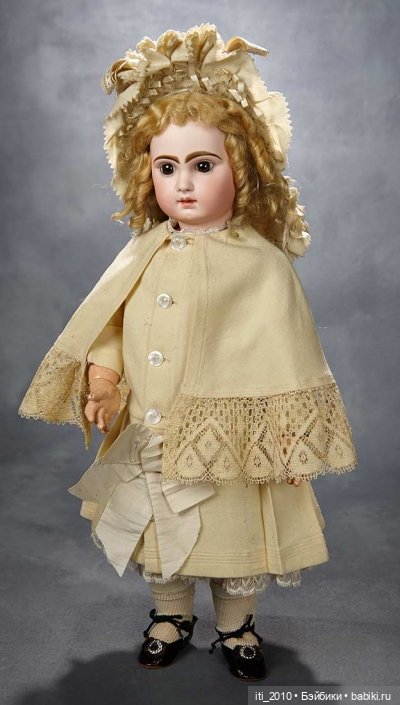 Люблю "девушек" в старинных пальтишках (фото 4)