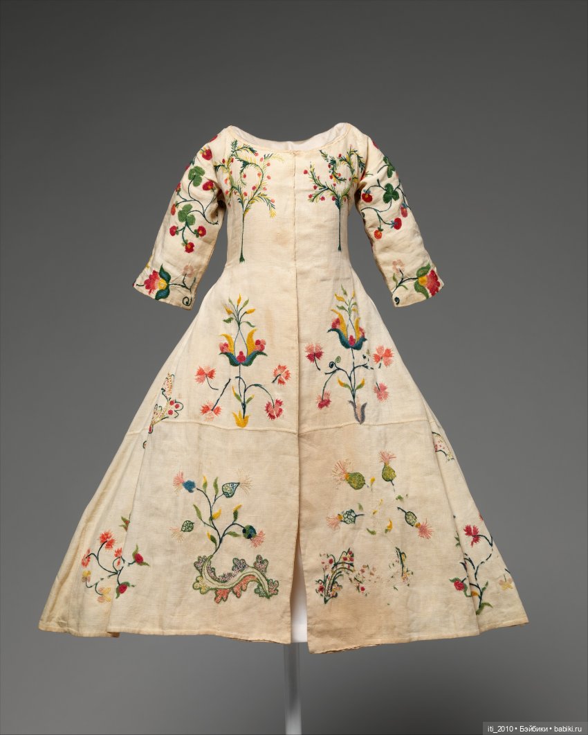 Люблю "девушек" в старинных пальтишках (фото 10)