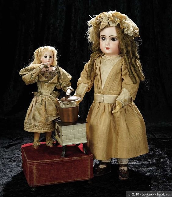 Старинные детские платьица и не только