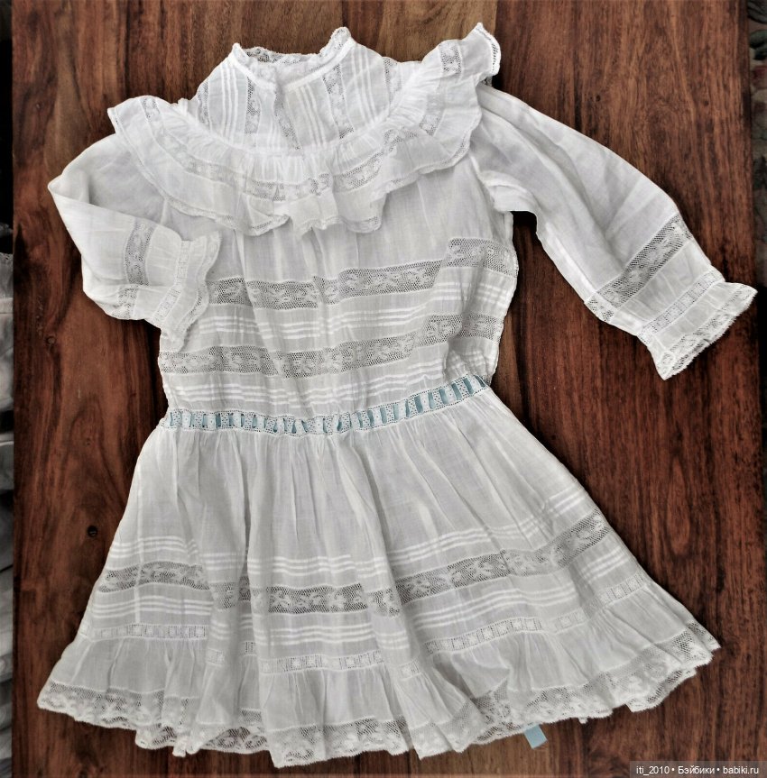 Старинные детские платьица и не только