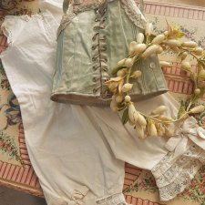 Немножечко старинного белья