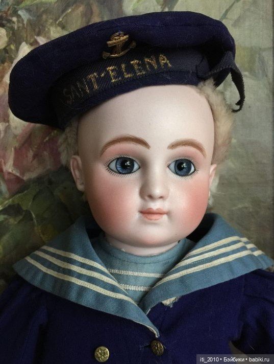 Антикварные мальчики и девочки в морских костюмчиках