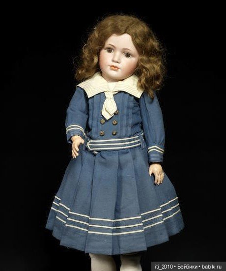 Антикварные мальчики и девочки в морских костюмчиках