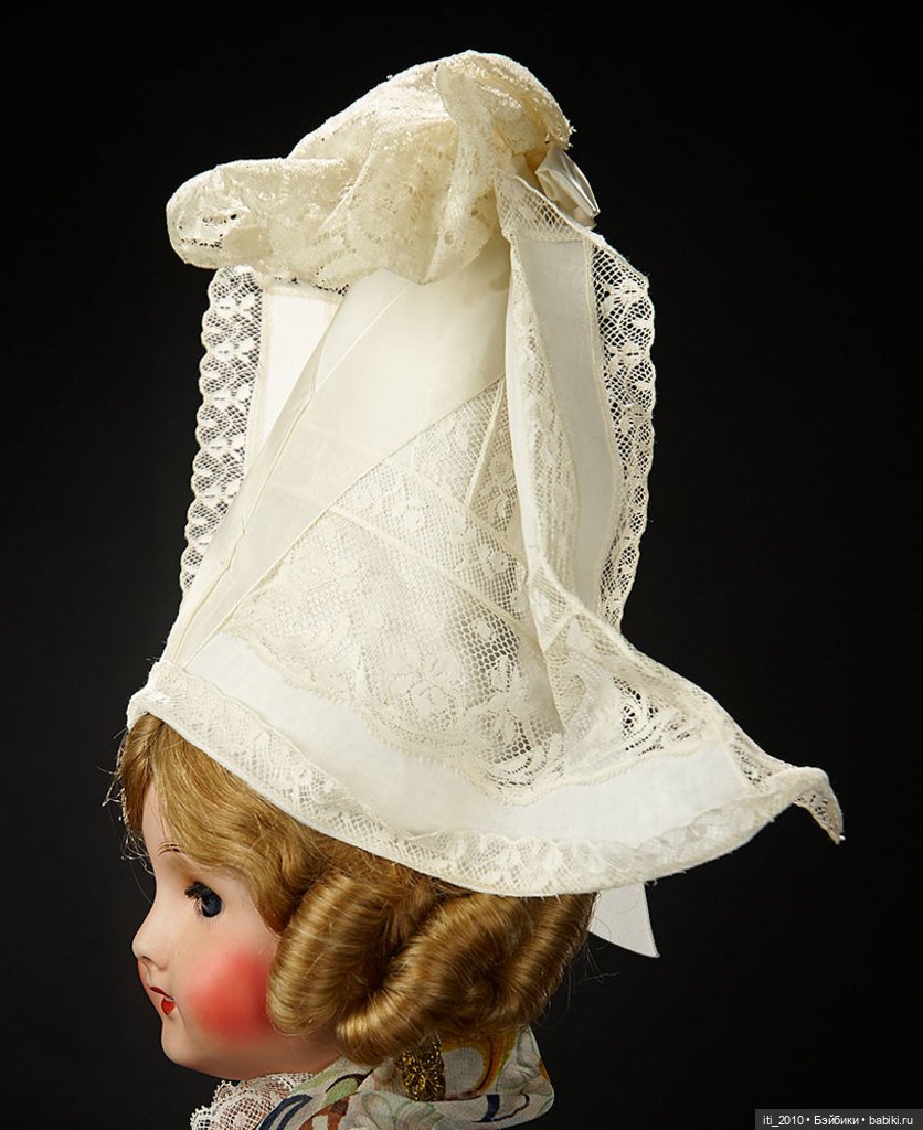 Легендарная коллекция Югетт Кларк. ЧАСТЬ 5. Антикварные куклы в РЕГИОНАЛЬНЫХ, ФОЛЬКЛОРНЫХ, ЭКЗОТИЧЕСКИХ КОСТЮМАХ (фото 6)
