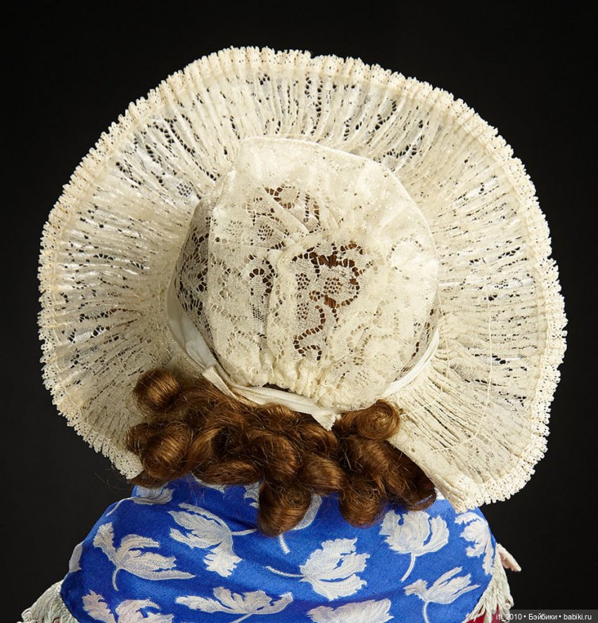 Легендарная коллекция Югетт Кларк. ЧАСТЬ 5. Антикварные куклы в РЕГИОНАЛЬНЫХ, ФОЛЬКЛОРНЫХ, ЭКЗОТИЧЕСКИХ КОСТЮМАХ (фото 3)