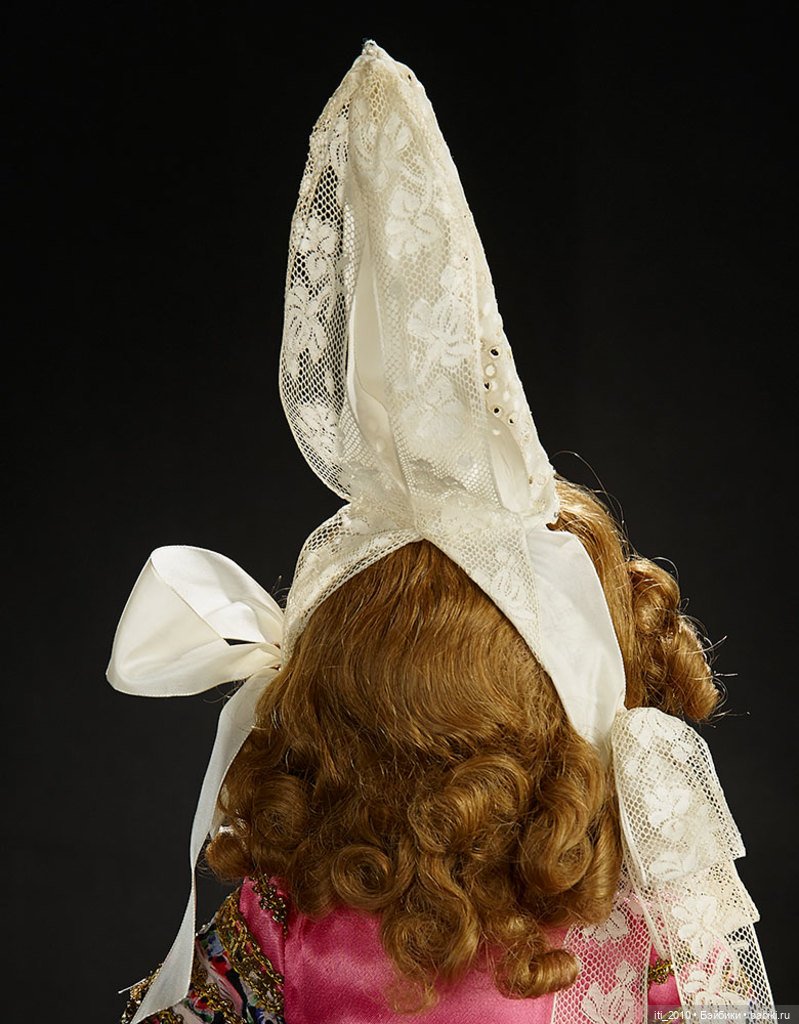 Легендарная коллекция Югетт Кларк. ЧАСТЬ 5. Антикварные куклы в РЕГИОНАЛЬНЫХ, ФОЛЬКЛОРНЫХ, ЭКЗОТИЧЕСКИХ КОСТЮМАХ (фото 2)