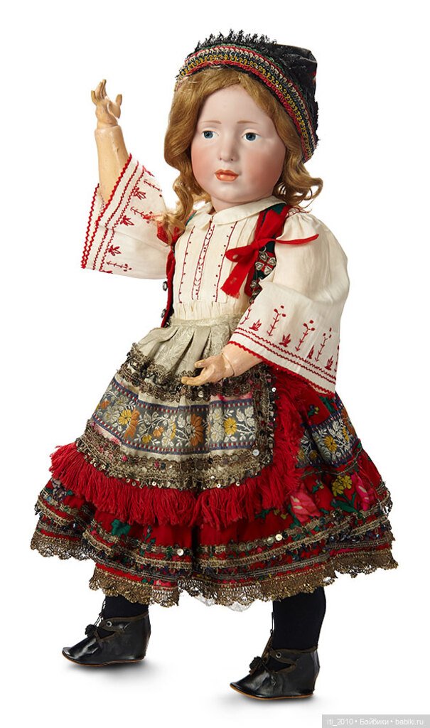 Куклы в народных и национальных костюмах. Часть 1