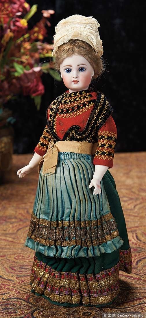 Куклы в народных и национальных костюмах. Часть 1