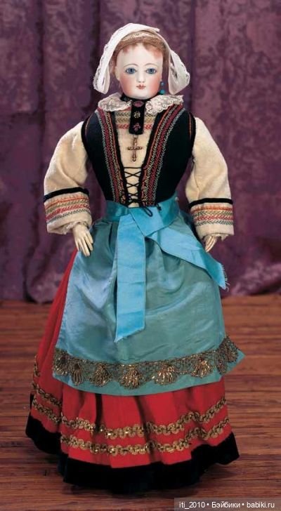 Куклы в народных и национальных костюмах. Часть 1