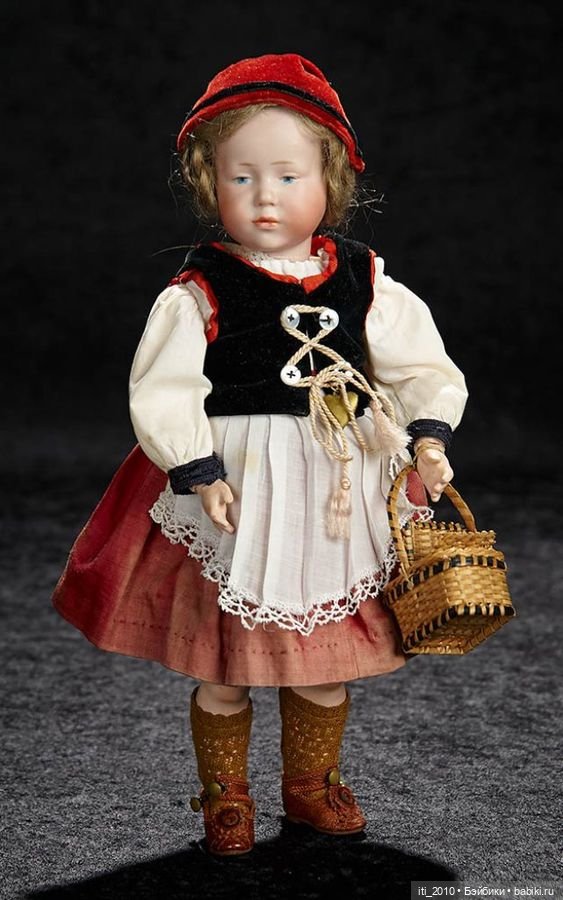 Куклы в народных и национальных костюмах. Часть 1