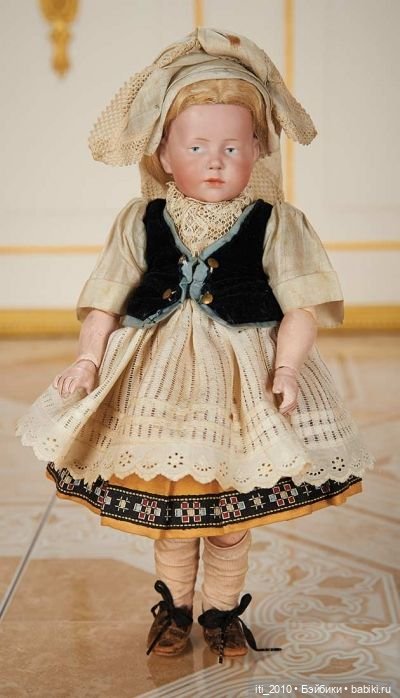 Куклы в народных и национальных костюмах. Часть 1