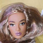 Голова Барби basics Нишель из конструктора №1