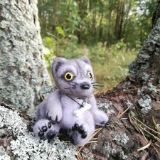 Волчонок с косточкой