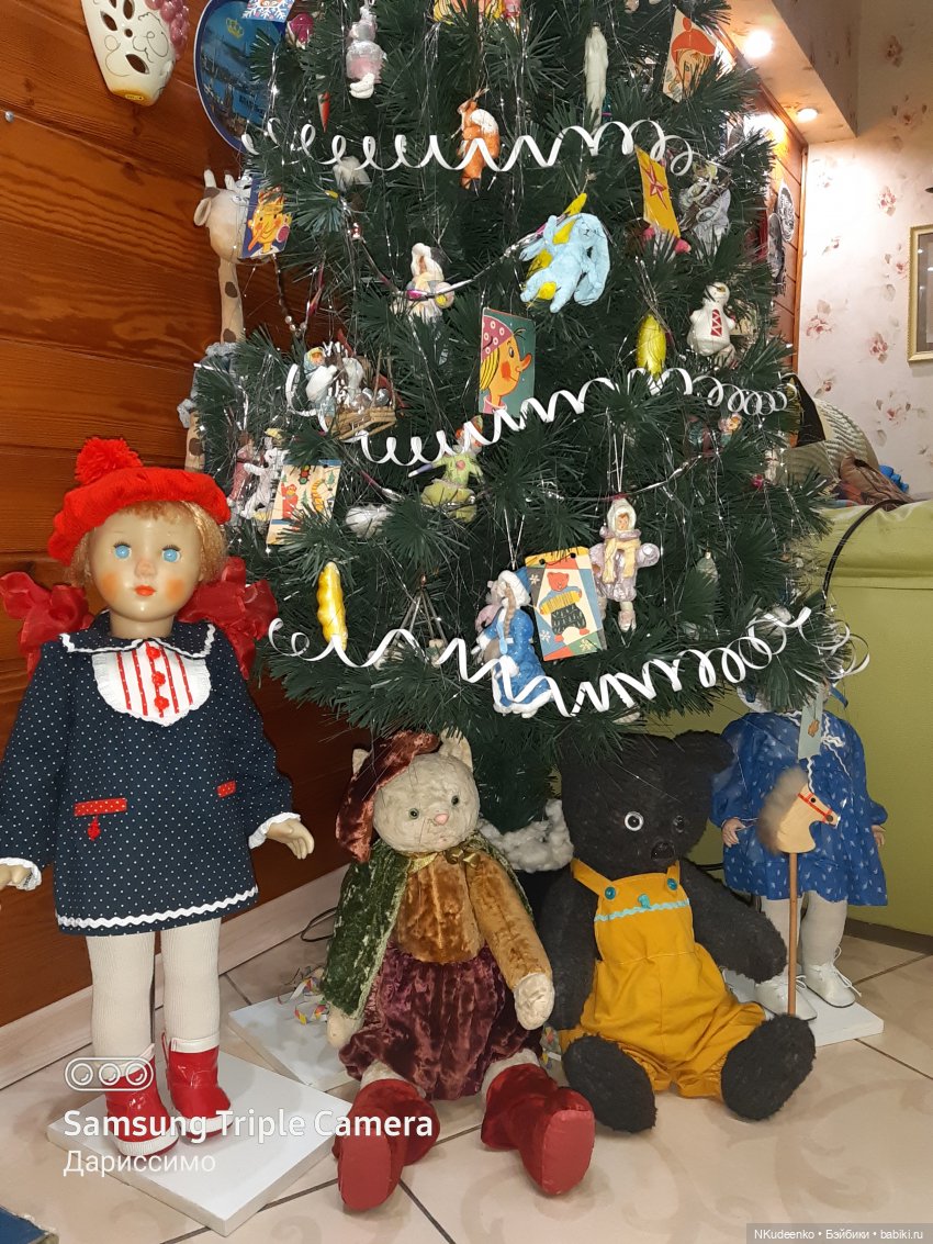 С наступающим!Всем счастья,здоровья и позитива!