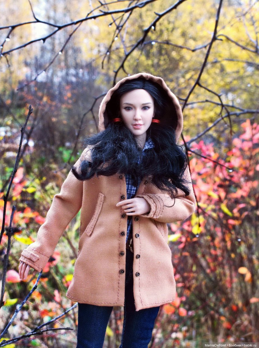 Моя коллекция кукол. Экшен-фигурки, часть 4. Анджела Бейби от Super Duck и Аманда Сейфрид от Kimi