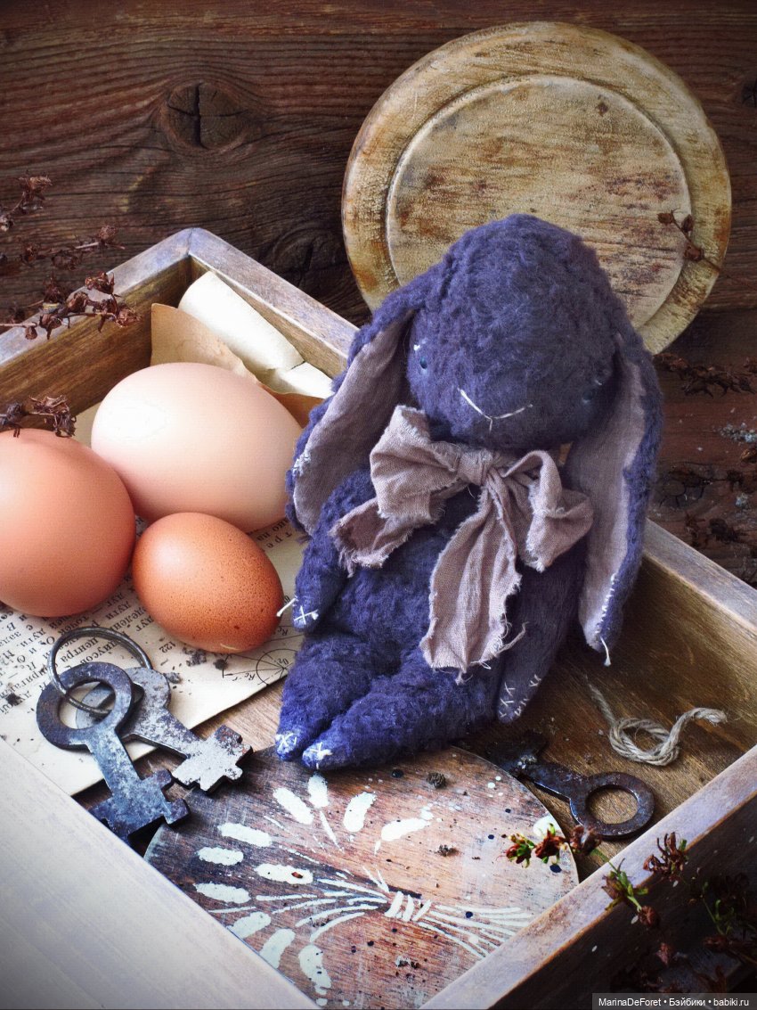 Черничный зайка-примитив от Юлии Прашкович (фото 6)