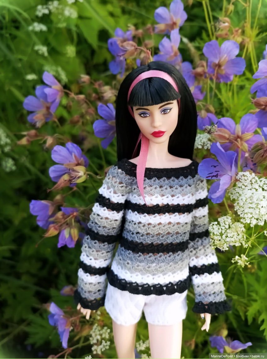 То, что я связала куклам за последние полтора года - часть первая