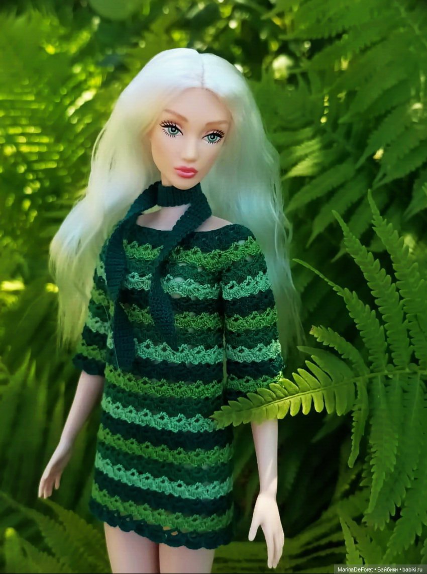 То, что я связала куклам за последние полтора года - часть первая