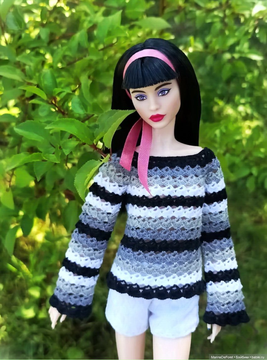 То, что я связала куклам за последние полтора года - часть первая