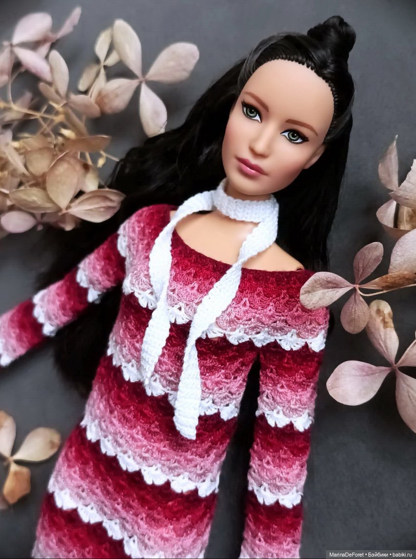 Вязаная одежда для кукол - часть двадцать первая - платья