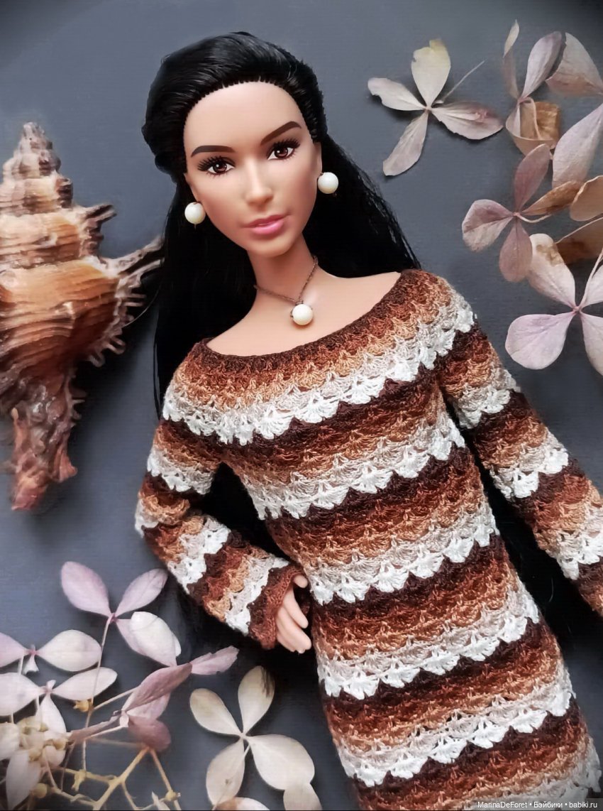 Вязаная одежда для кукол - часть двадцать первая - платья