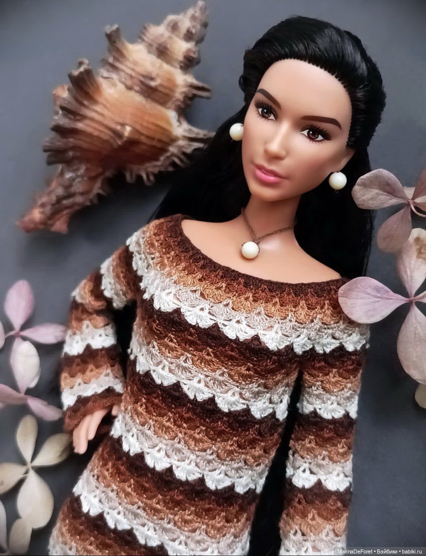 Вязаная одежда для кукол - часть двадцать первая - платья