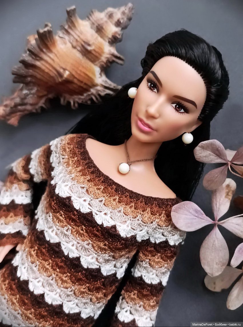 Вязаная одежда для кукол - часть двадцать первая - платья