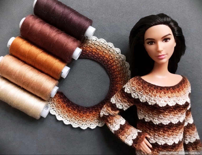 Вязаная одежда для кукол - часть двадцать третья - снова платья (фото 2)