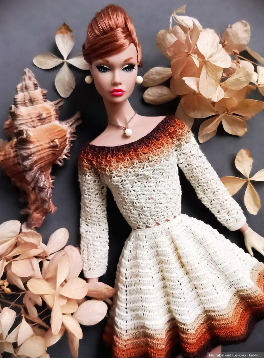 Вязаная одежда для кукол - часть двадцать третья - снова платья (фото 3)
