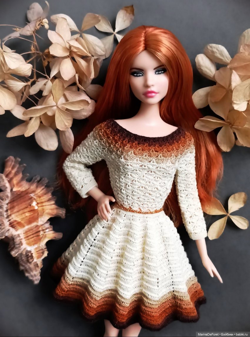 Вязаная одежда для кукол - часть двадцать третья - снова платья