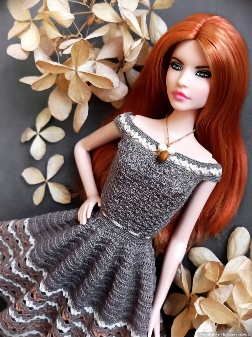 Вязаная одежда для кукол - часть двадцать третья - снова платья