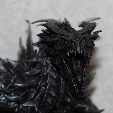 Skyrim Collector's Edition: Alduin Statue