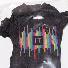 Футболка из набора Pride Celebration Style Pack (Integrity Toys)