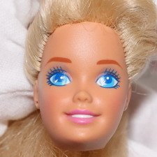 Голова барби (возможно Barbie Bathtime)