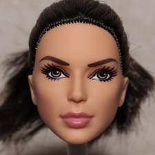 Голова чудо женщины